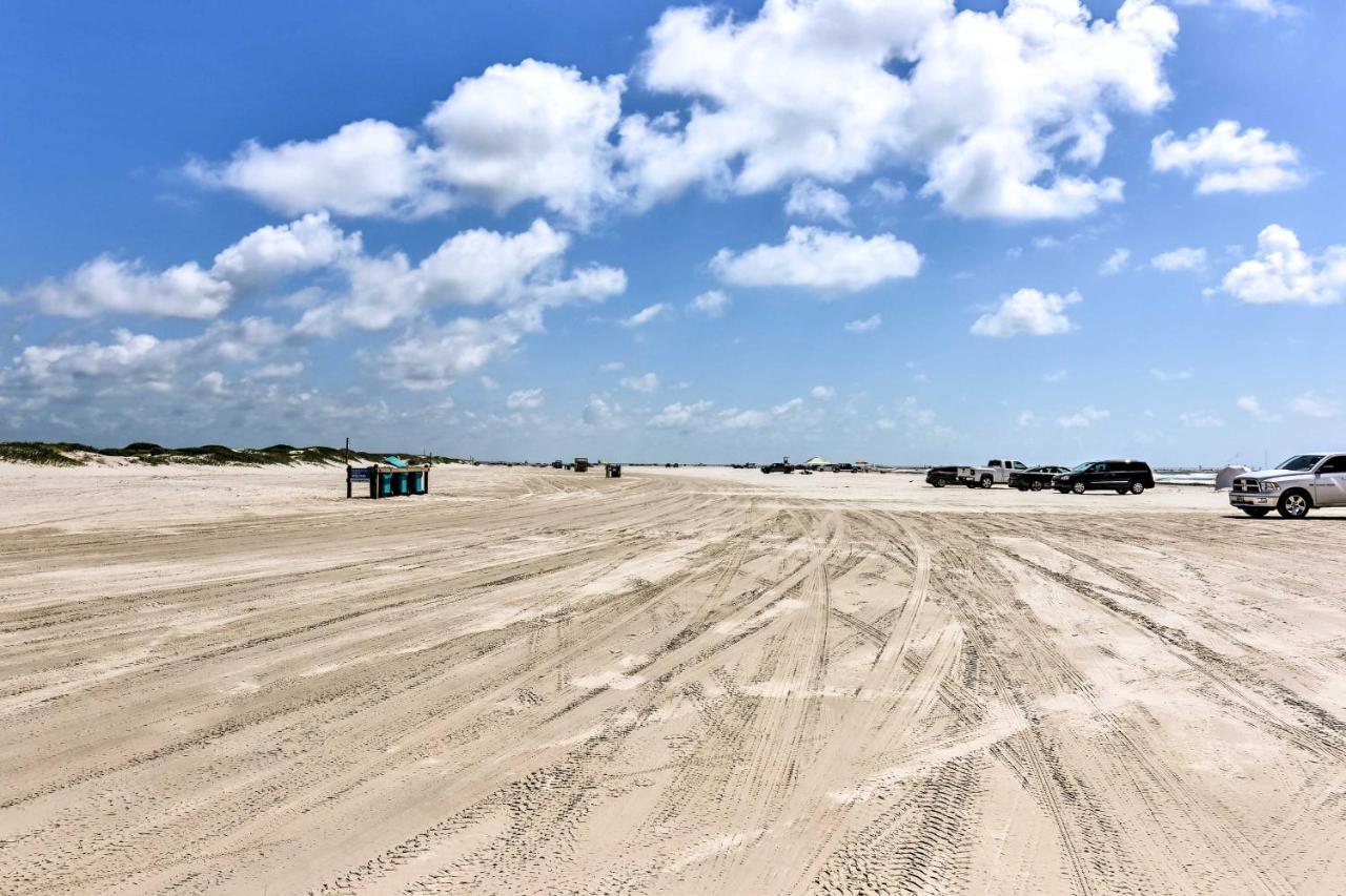 Waterfront Corpus Christi Townhome With Pool And Dock! Esterno foto