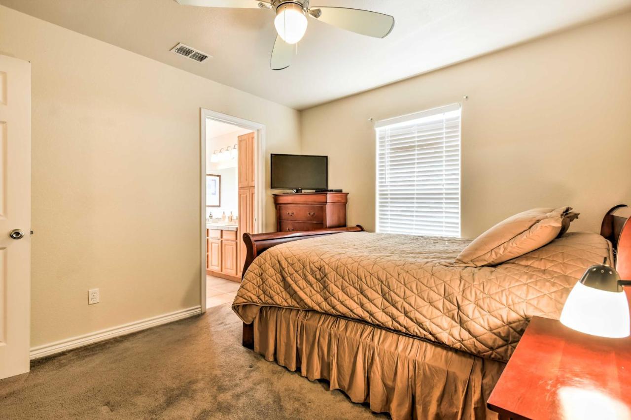 Waterfront Corpus Christi Townhome With Pool And Dock! Esterno foto